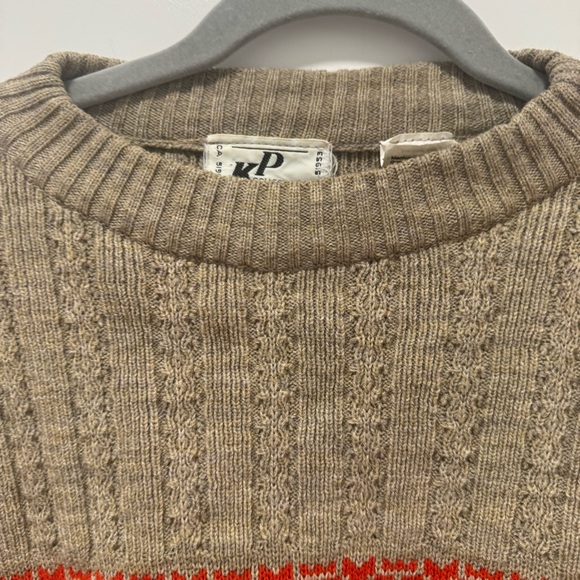 Vintage KP Collection size‎ Medium Fair Isle Reindeer Sweater Tan 70s 80s Winter - Picture 8 of 10